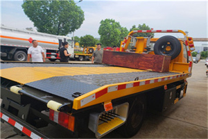 滨州附近拖车电话号码服务