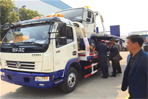 滨州汽车道路救援拖车价格